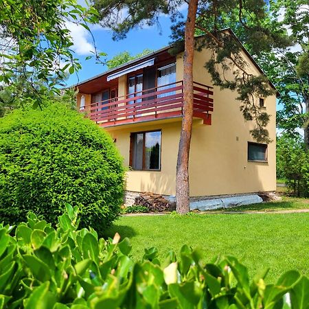 Fenyves Villa Balatonakarattya Exterior photo